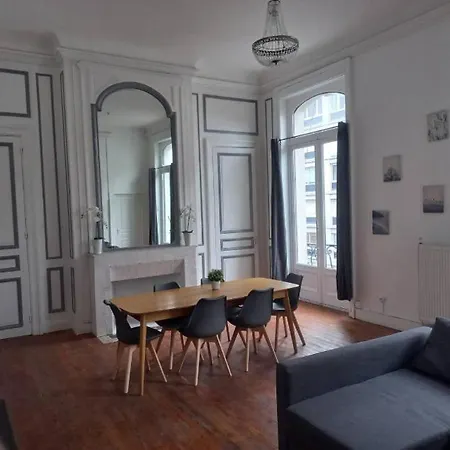 Spacieux No6 Carnot Beau T3 Direct Metro * Tourcoing
